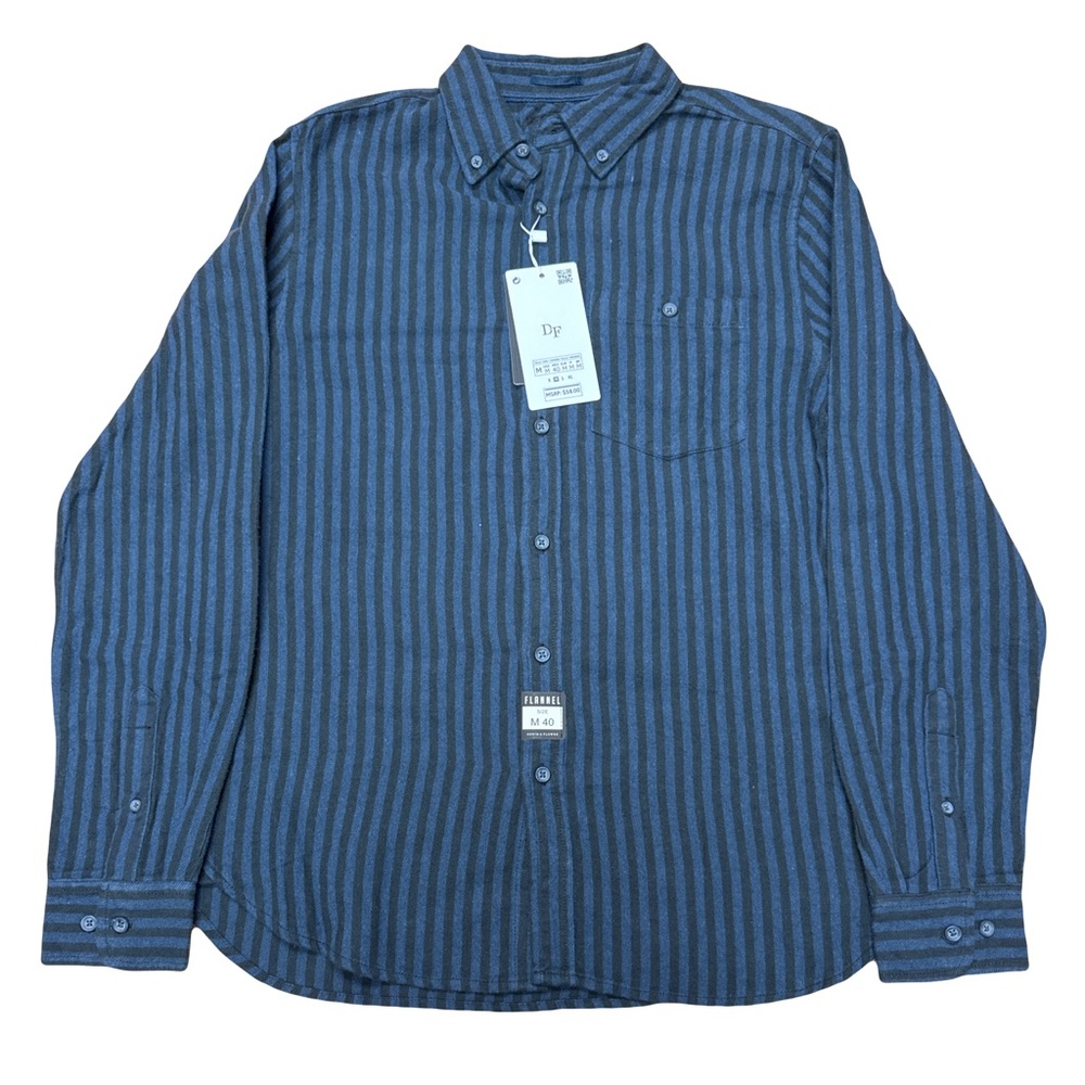New Men’s Denim & Flower Flannel Button Down.‎ Size medium